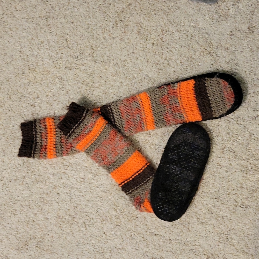 XL, Mudd knit slippers